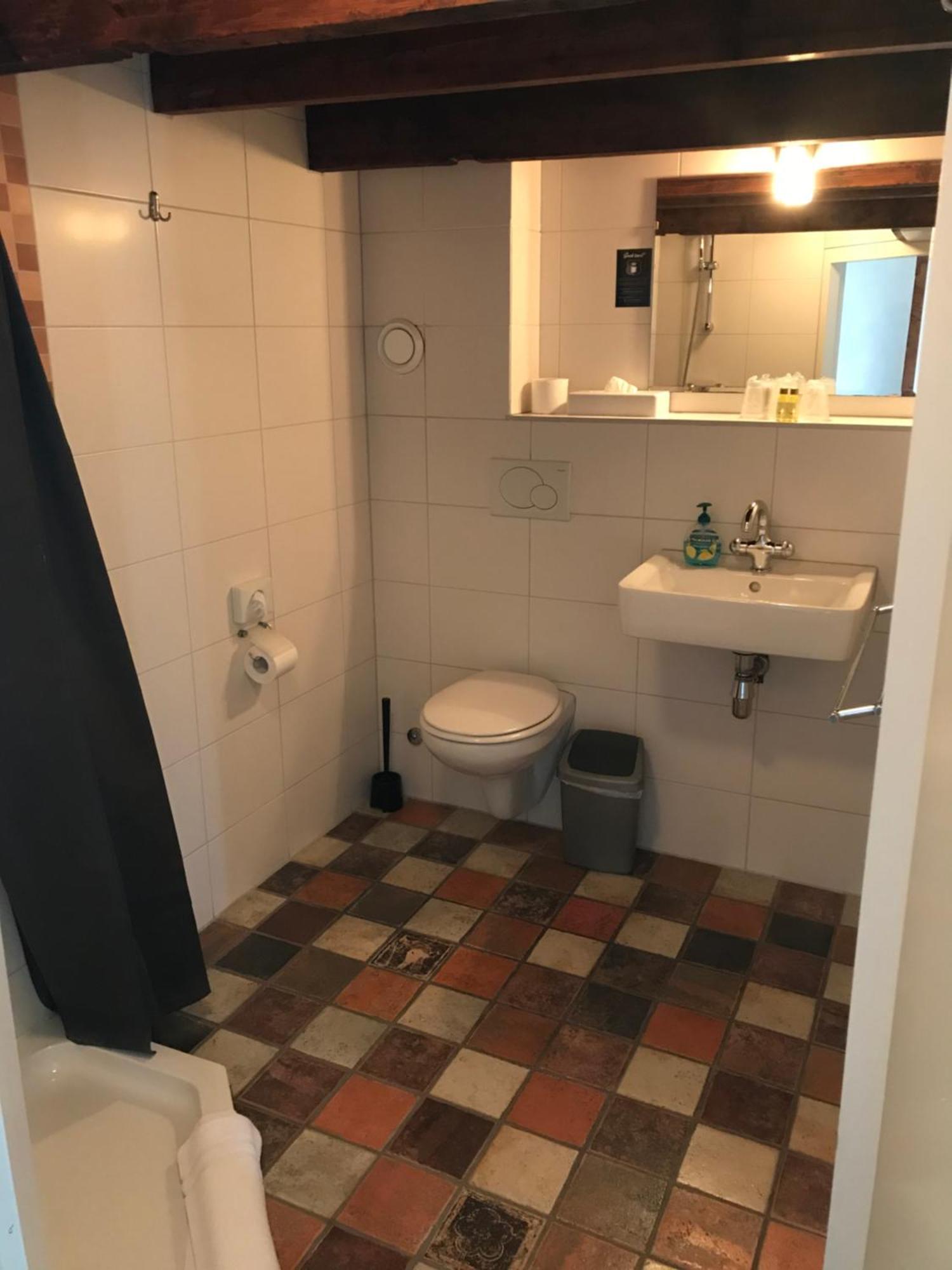 Kings Inn City Hotel Alkmaar Room photo